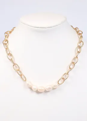 Torrington Link and Pearl Necklace - Gold
