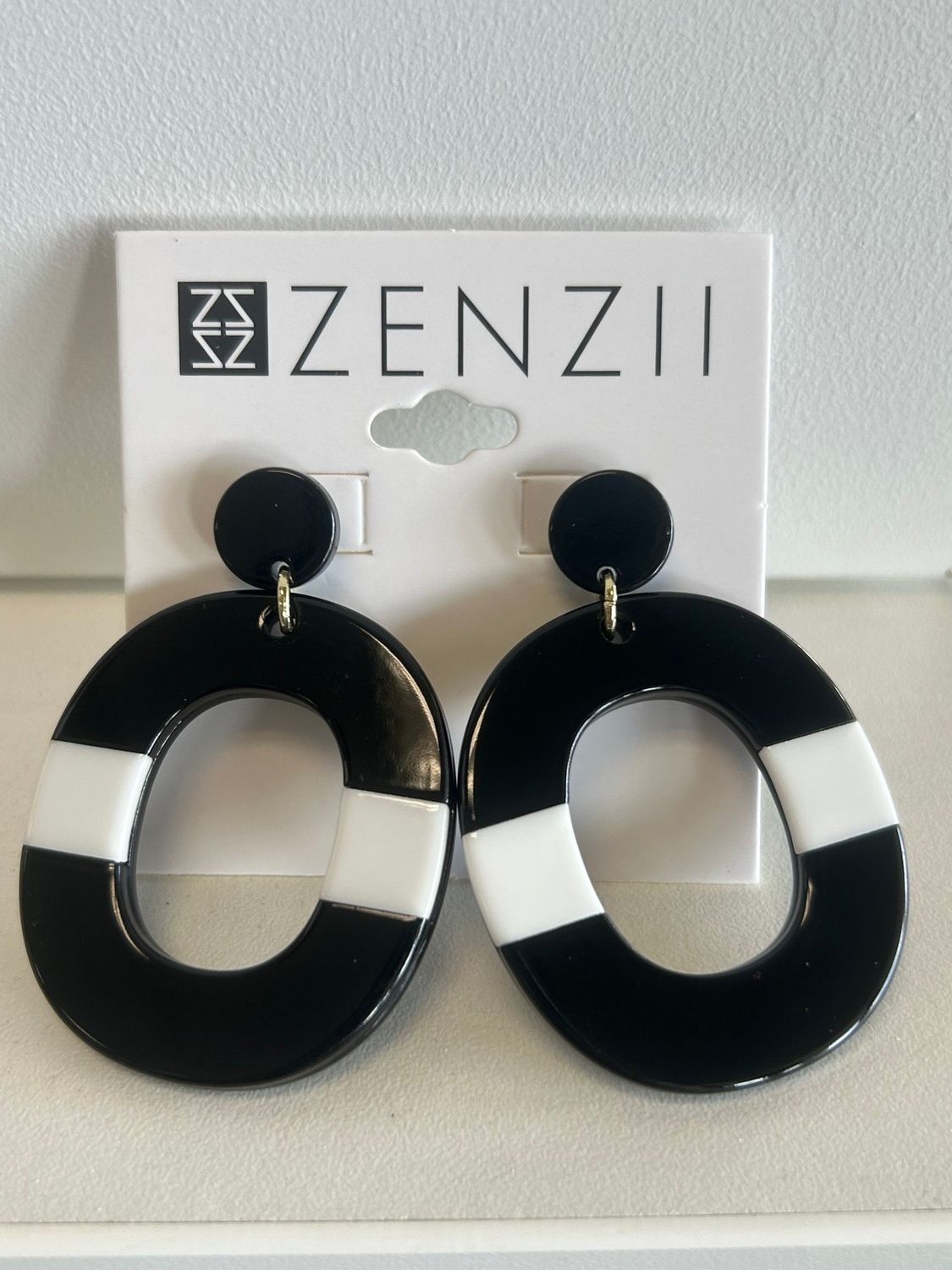 Color Block Oval Drop Earrings , Color: Black