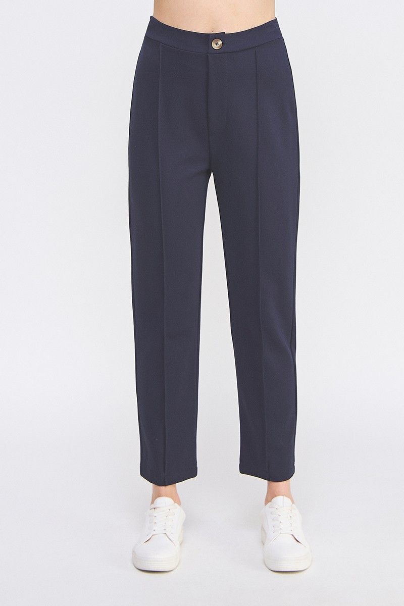 Easy Pull-on Pant with Pintuck Front Detail