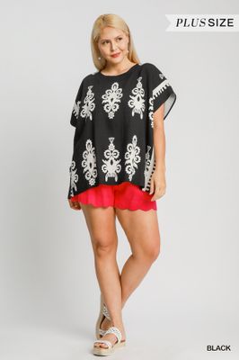 Oversized Border Print Top - Plus