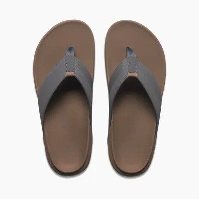 The Raglan Men&#39;s Flip Flops