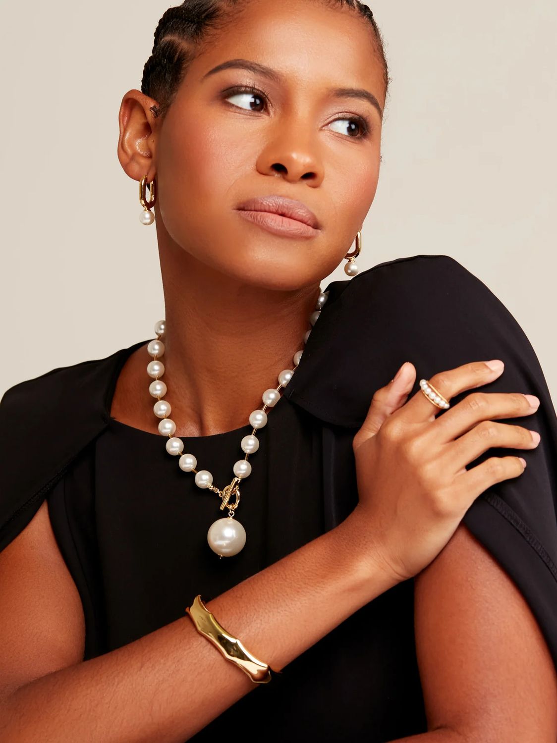 Pearl Beaded Collar Necklace