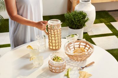 Woven Acrylic Chip &amp; Dip Set