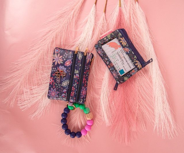Bangle Bead Wallet