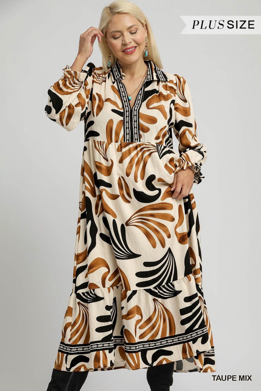 PLUS Leafy Print Maxi Dress