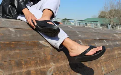 Women's OOmega OOlala Thong