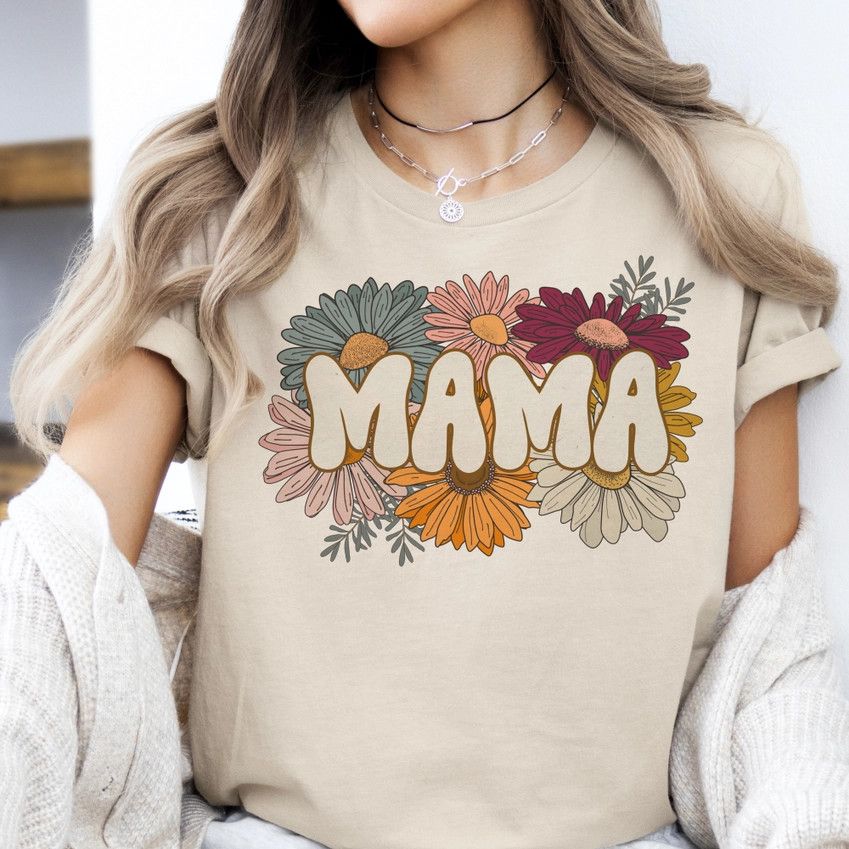 Mama Daisy Graphic Tee
