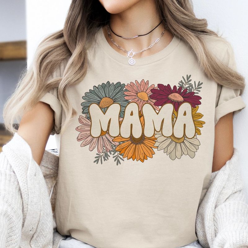 Mama Daisy Graphic Tee