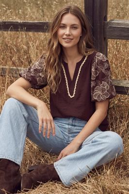 Woven Top With Neck Trim