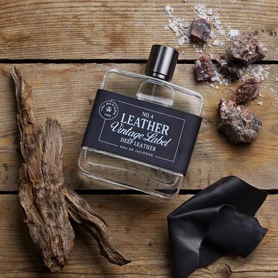 No. 4 Leather Vintage Label Deep Leather Cologne