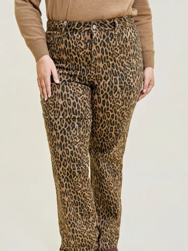 PLUS Classic Straight Jean
