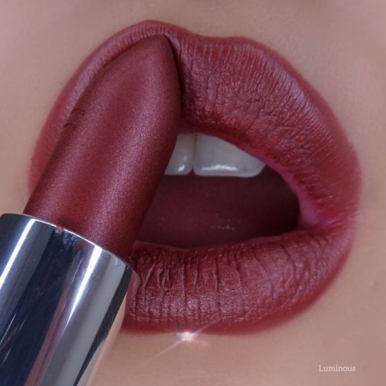 BellaPierre |  Mineral lipstick | Vegan | Luminous