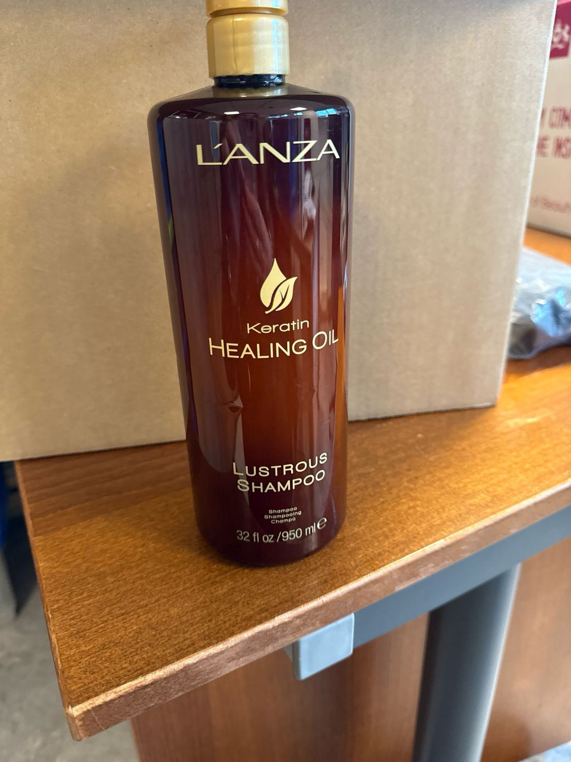 L’anza Lustrous shampoo 950ml
