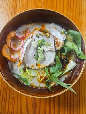 Classic Coastal Tonkotsu