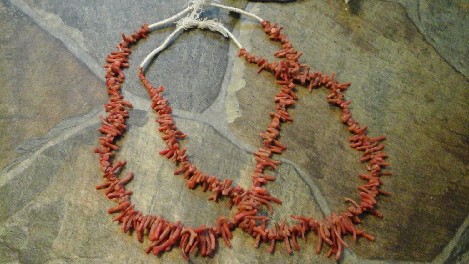 Coral Strand for 1 Natural Organic Lot CS# 3 From The 1970&#39;s