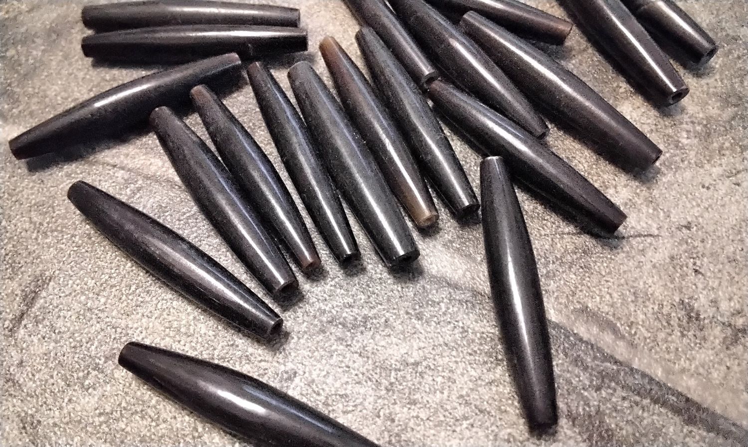 Buffalo Horn  Beads Hairpipe Beads For 8 That Are 2&quot;