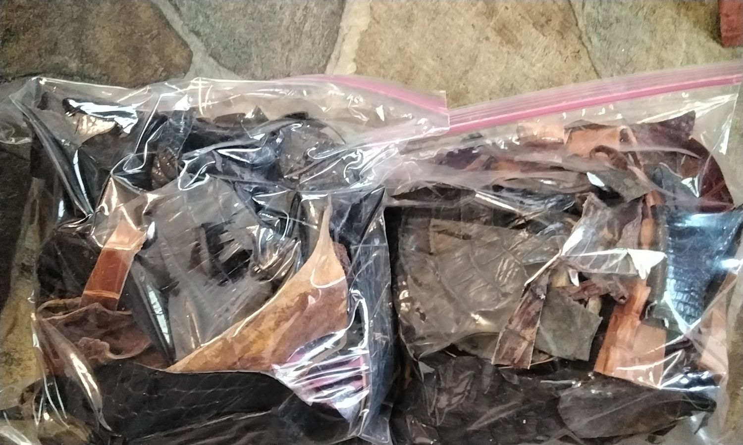 Alligator Leather Piece&#39;s For 1 Full Gallon Bag Of Black/Brown Color
