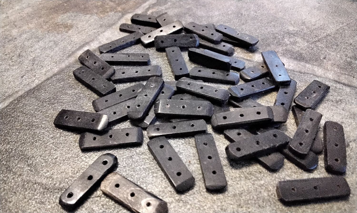 Buffalo Horn Bead Spacers Beads 3 Hole For 20 That Are 1&quot; Size
