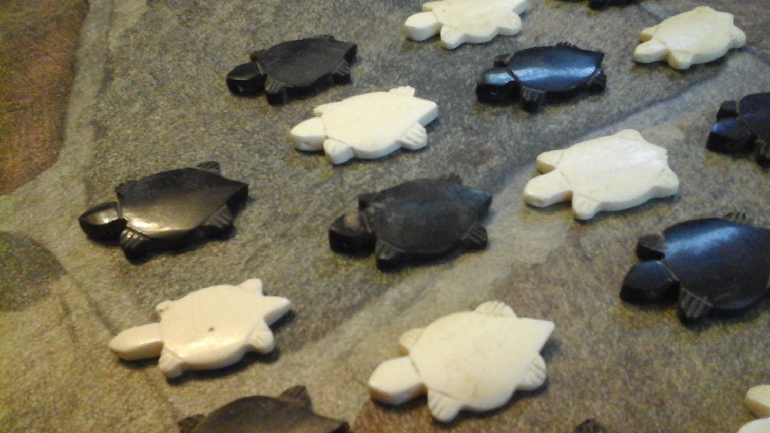 Turtle Carved Fetish For 5 you Get  2 Buffalo Bone And 3 Buffalo Horn Drilled