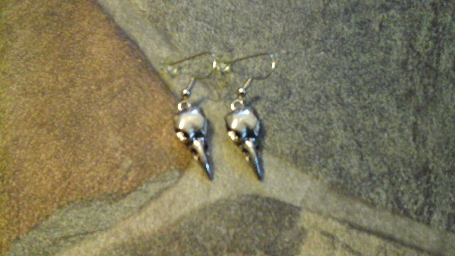 Raven Skull Earrings For 1
