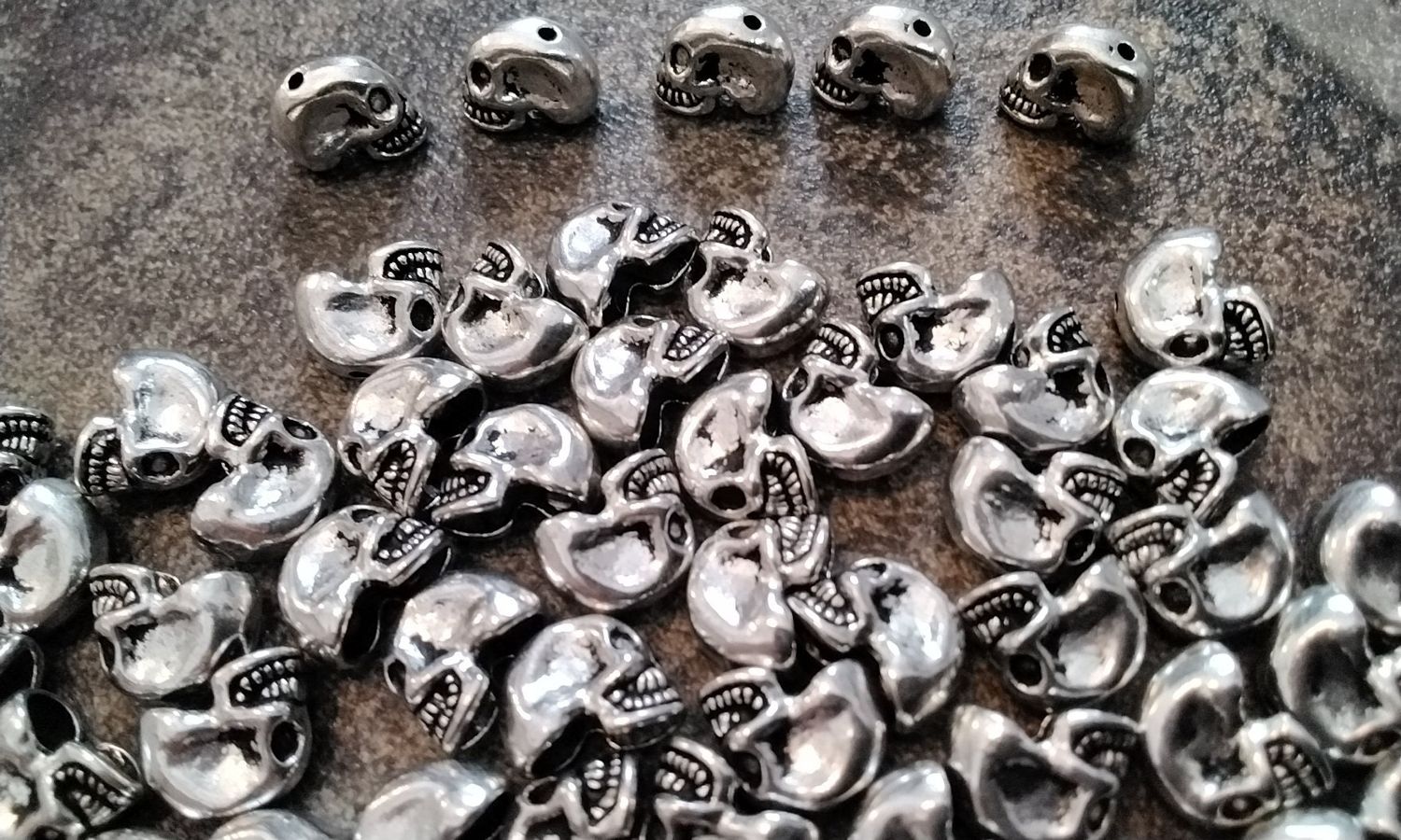 Skull Head Beads For 12 Skull Beads Lot# Flat 3/8&quot; x 3/16&quot; x 1/8&quot; thick size