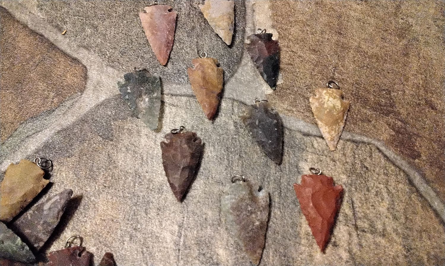 Arrowhead Pendent For 4 To Make Into Necklaces Stone Flint Arrowheads