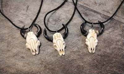 Buffalo Bone Resin Buffalo Skull Necklace for 1