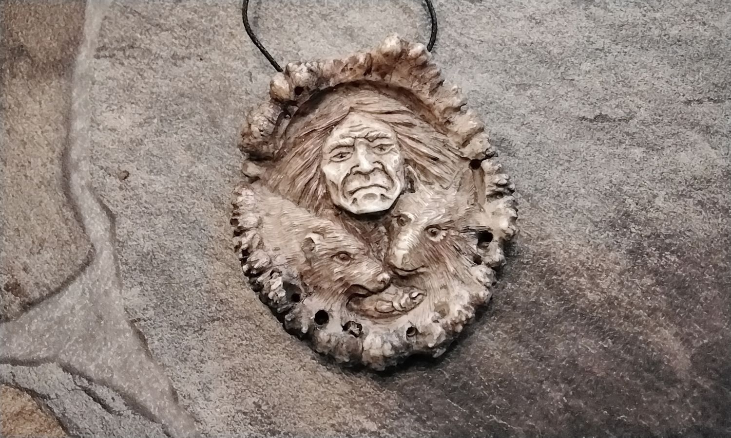 Bear,Wolf,Native American Face Carved On Elk Horn Bone Resin Necklace