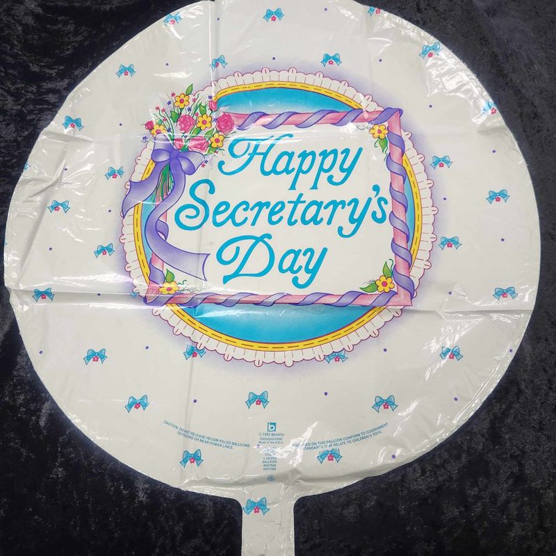FOIL BALLOON - (SECRETARY&#39;S DAY)