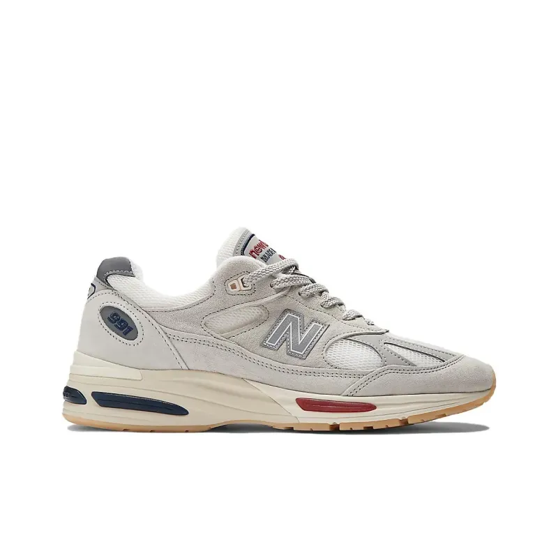 New Balance 991 V2