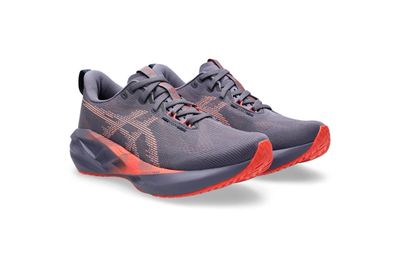 Asics NOVABLAST 5