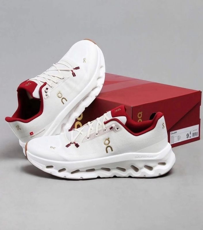 On Cloud Ivory