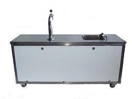 Mobiele bar met spoelbak incl. koolzuur , spatel en spoelborstel maar excl. bier