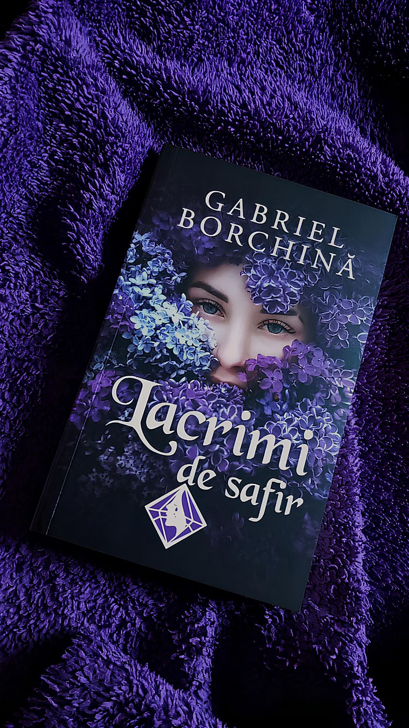Lacrimi de safir - primul volum din trilogie - TRANSPORT GRATUIT!