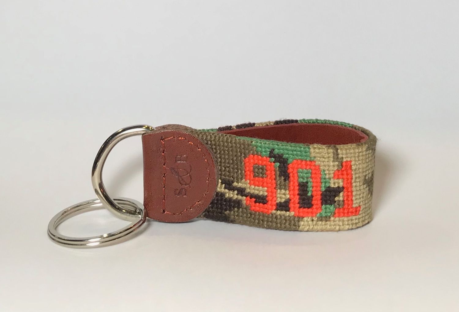 901 Key Fob, Color: Camo