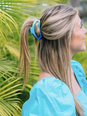 Open Medium Hair Clip