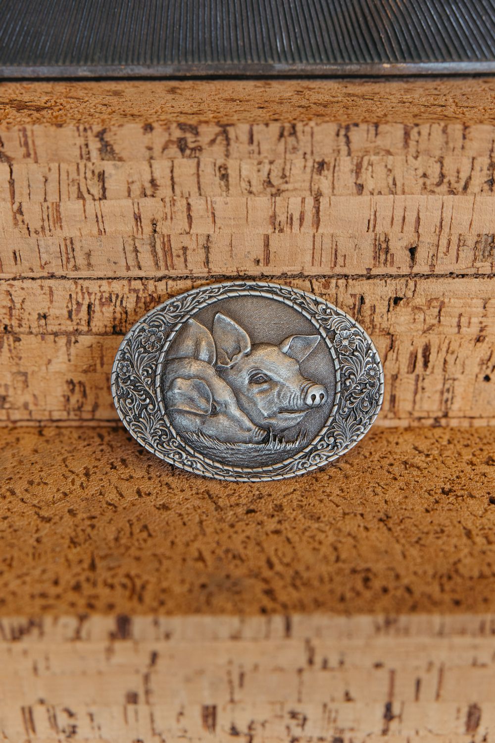 Pigs Belt Buckle Silvertone