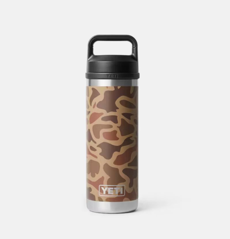 Rambler 18 Chug Bottle Wetlands Camo