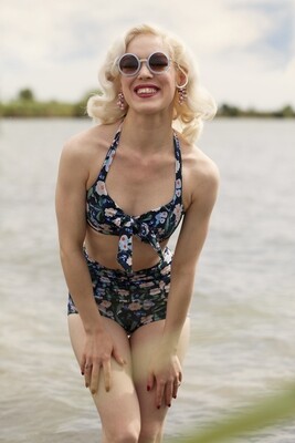Bikini Tirza, black &amp; blue flowers print