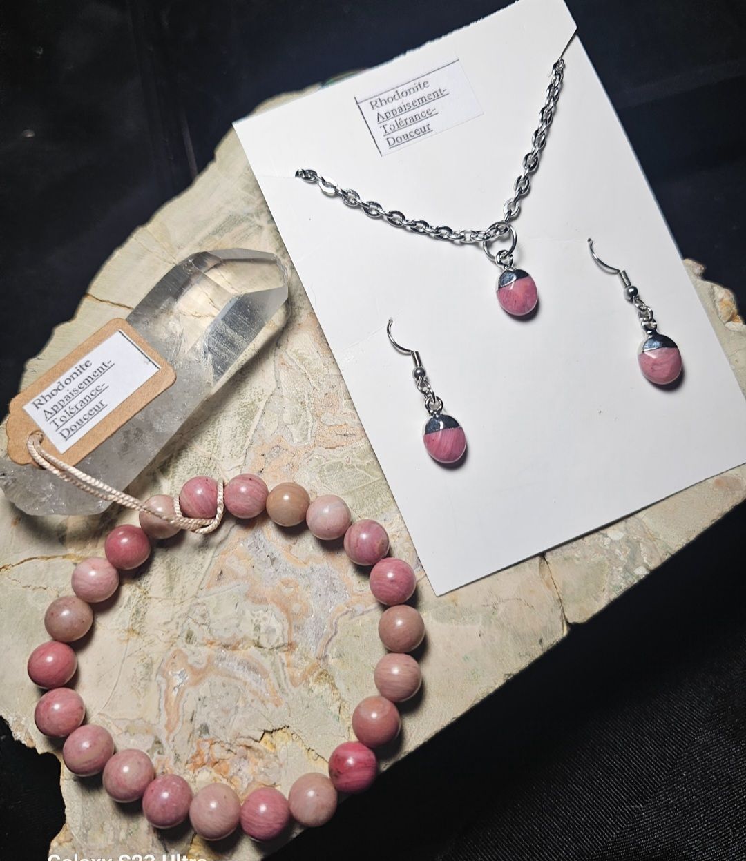 Ensemble Rhodonite
