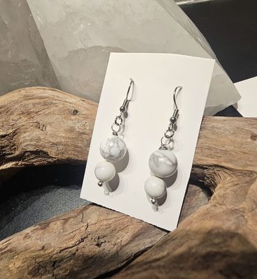 Boucles d&#39;oreilles howlite
