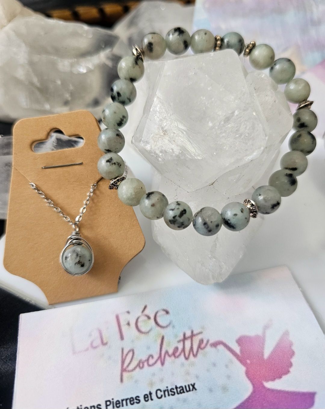 Bracelet jaspe dalmatien et pendentif gratuit