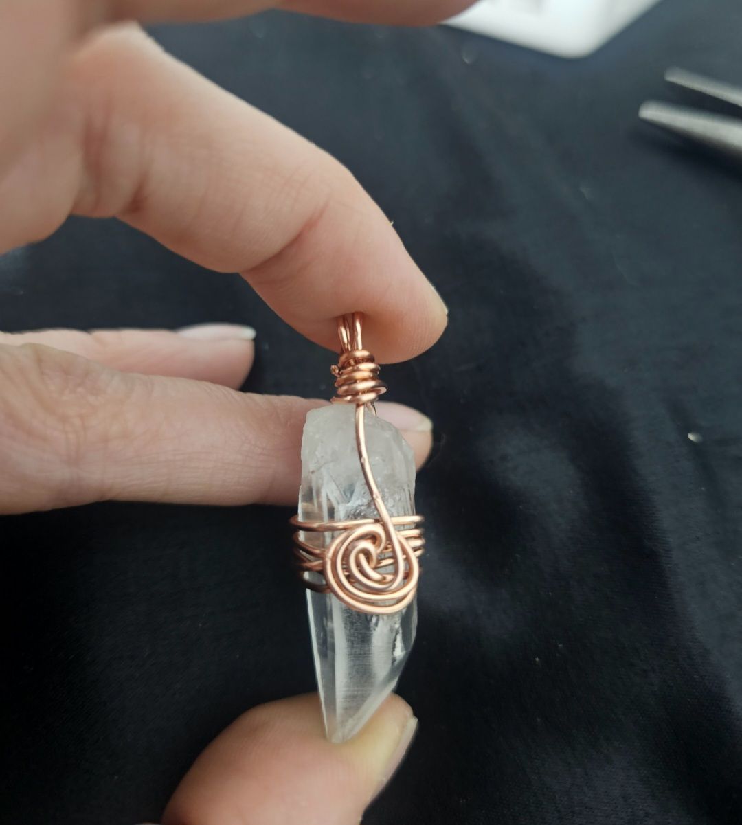 Pendentif lémurien cuivre