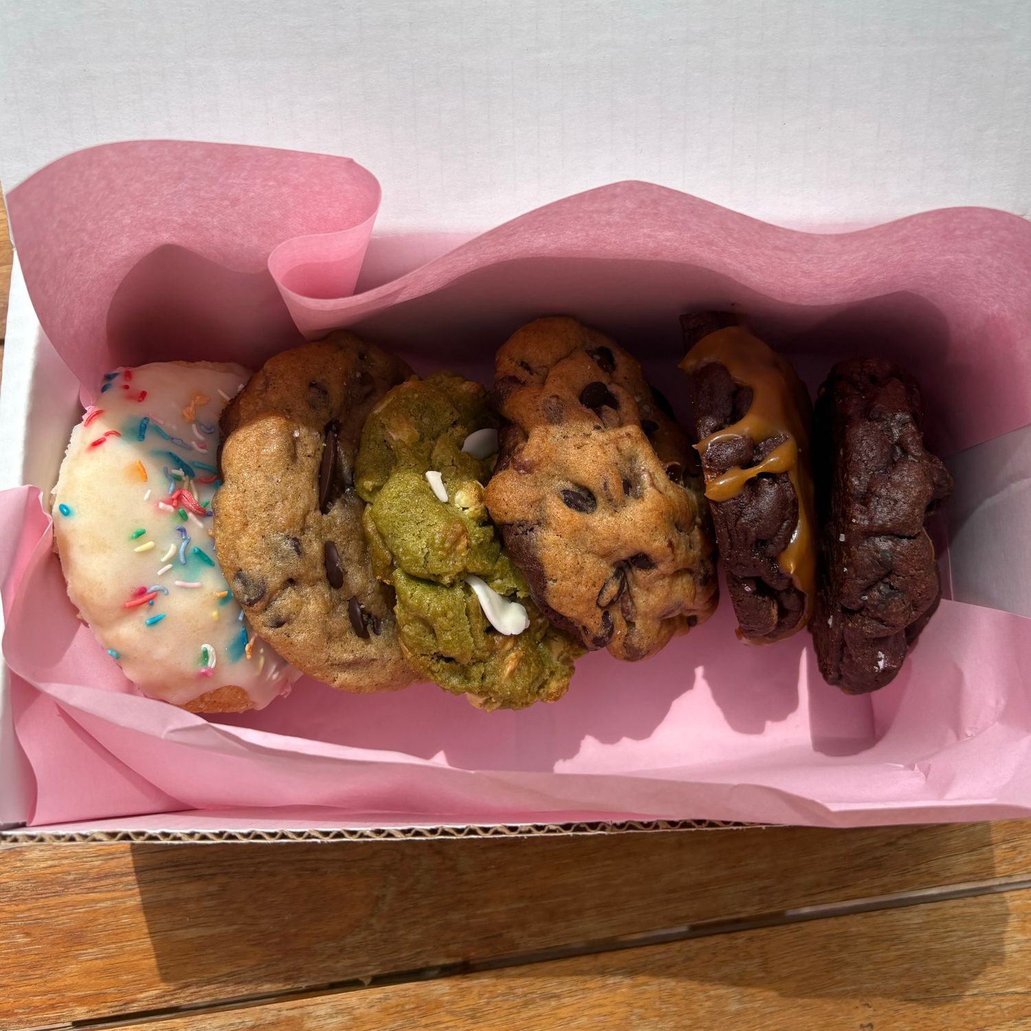 Box of 6 Cookies