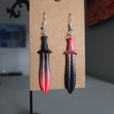 Salmon &amp; Black Ombre Plant Stamped Swords
