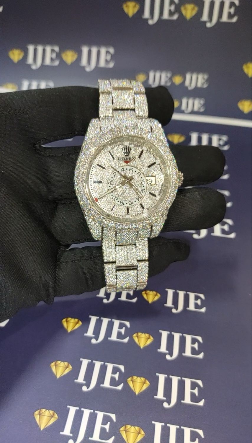 42MM 38CT VVS MOISSANITE WATCH