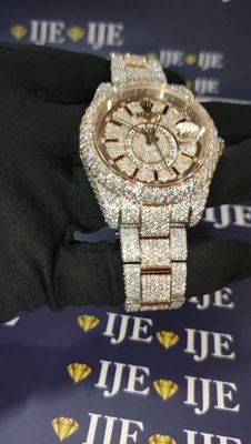 42MM 38CT VVS MOISSANITE WATCH