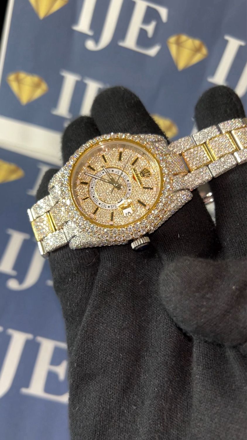 42MM 38CT VVS MOISSANITE WATCH