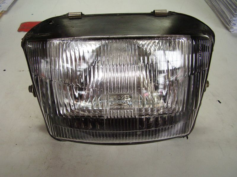 Kawasaki GPX250 Headlight