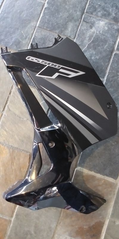 Suzuki GS500F L/H Lower front fairing. Black.